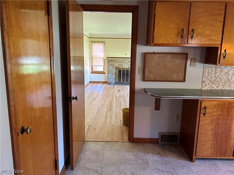 170 Charlotte Street, Painesville, OH 44077 Photo 9