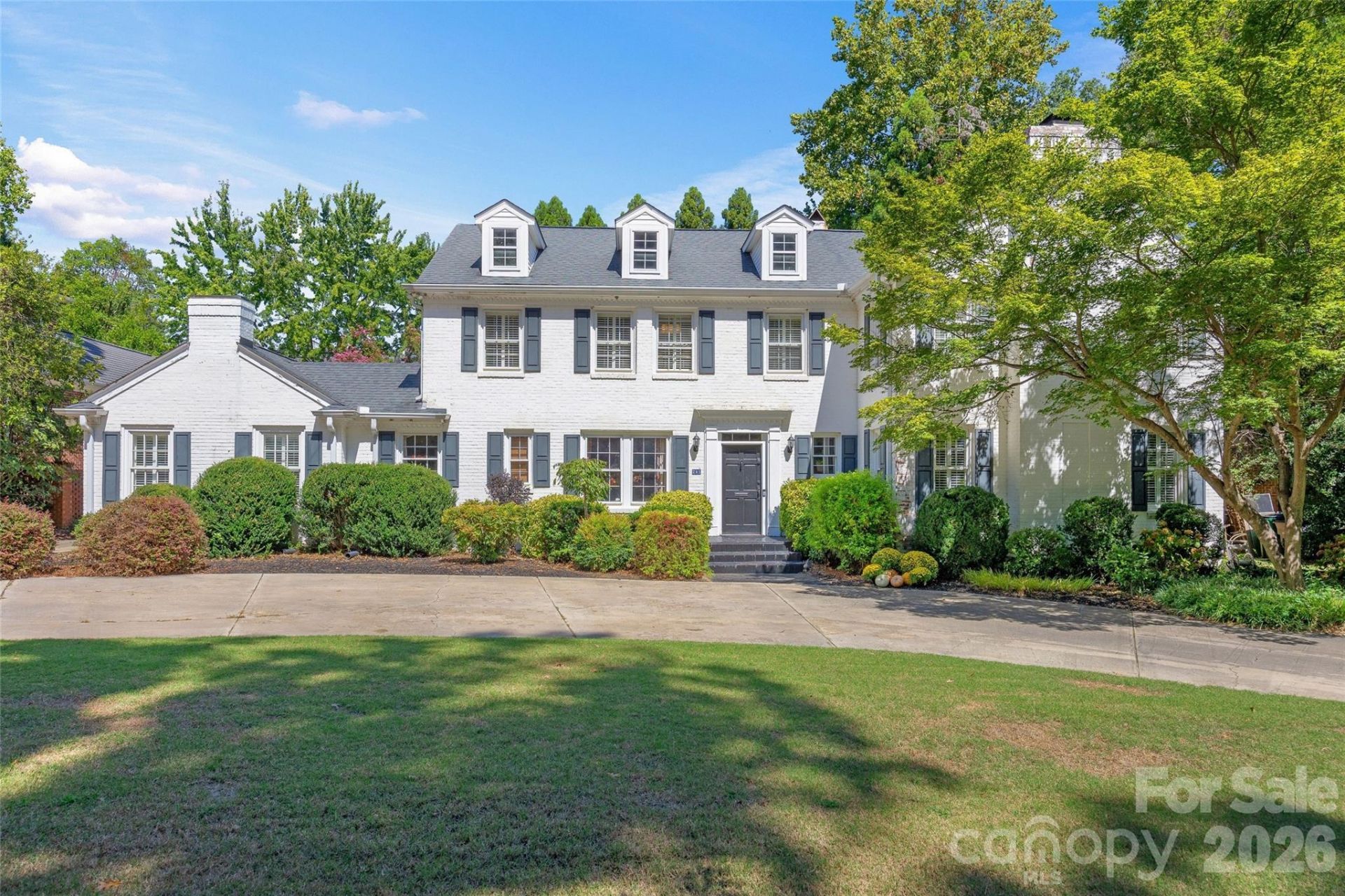 241 Huntley Place, Charlotte, NC 28207 Main Photo