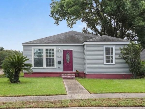 5179 MANDEVILLE Street , New Orleans, LA 70122