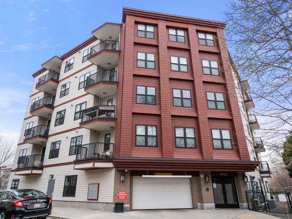 32 Gilson Rd, Unit 3, Quincy, MA 02169