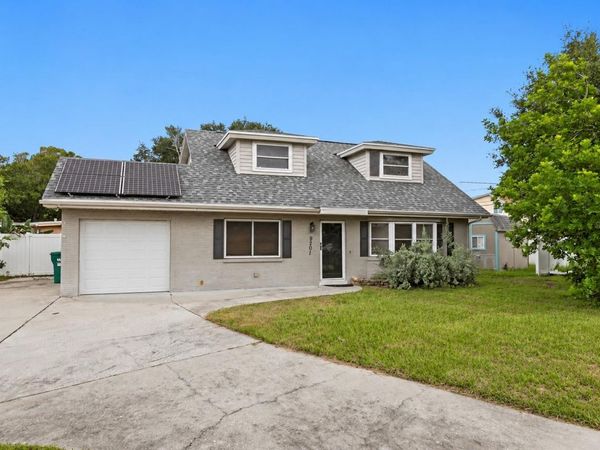 9201 86TH AVENUE , SEMINOLE, FL 33777
