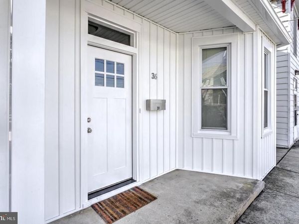 36 E WASHINGTON STREET , Unit 201B, ELIZABETHTOWN, PA 17022