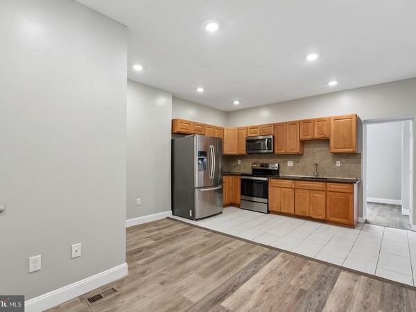 439 E WASHINGTON LANE, PHILADELPHIA, PA 19144