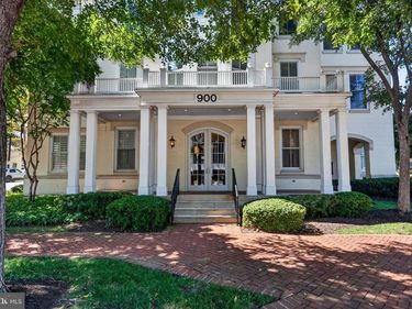 900 N WASHINGTON STREET , Unit 302E, ALEXANDRIA, VA 22314