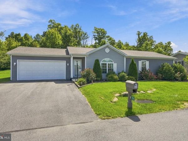 22 SANDPIPER DRIVE , BECHTELSVILLE, PA 19505