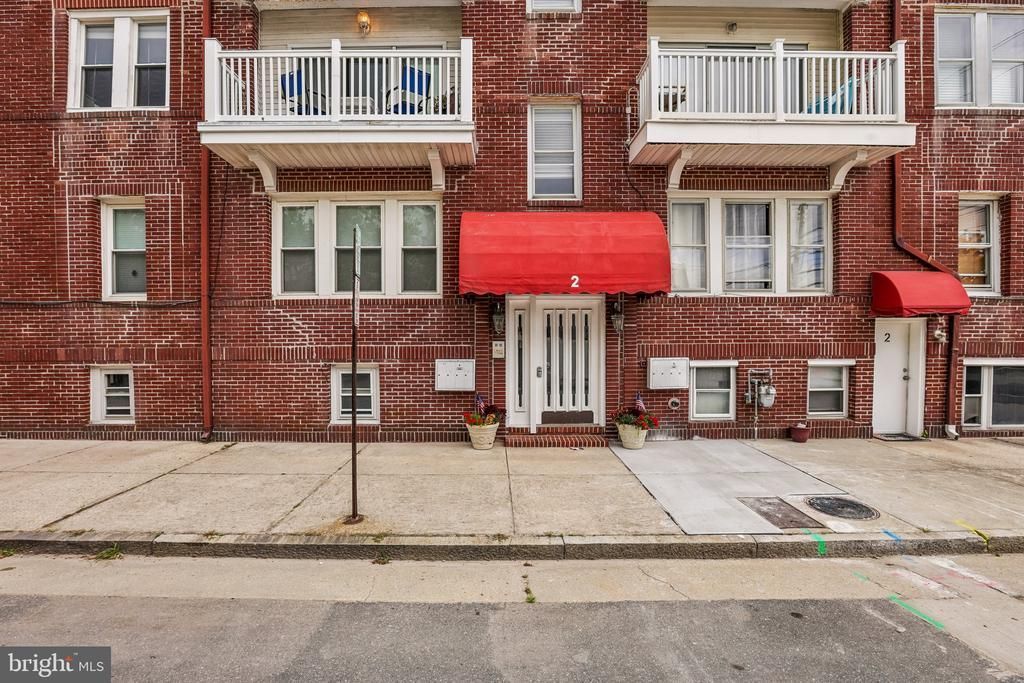 2 Montgomery Ave, Unit B1, Atlantic City, NJ 08401 Main Photo