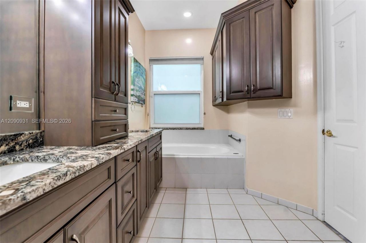8795 Via Tuscany Dr, Boynton Beach, FL 33472 Photo