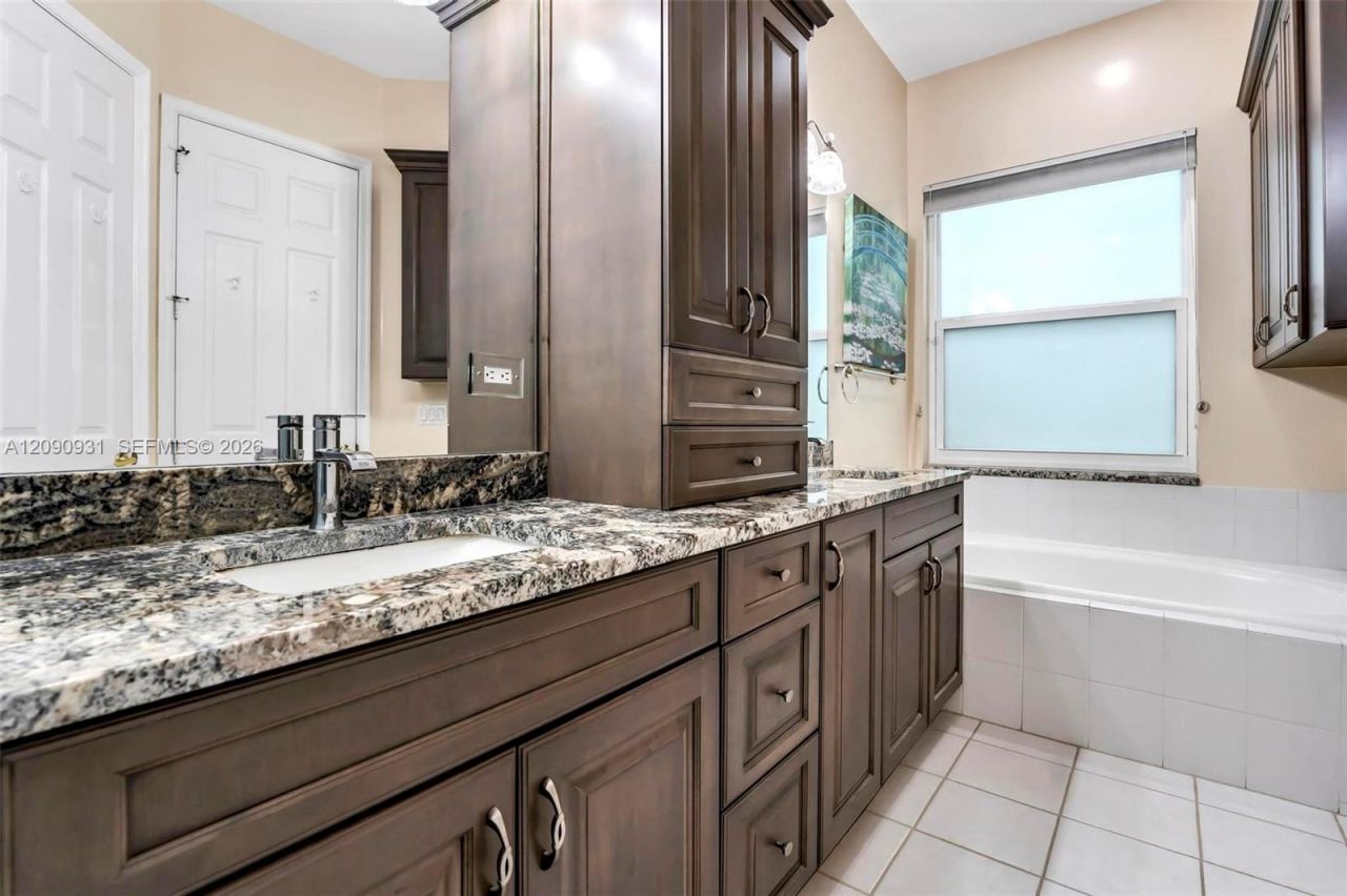 8795 Via Tuscany Dr, Boynton Beach, FL 33472 Photo