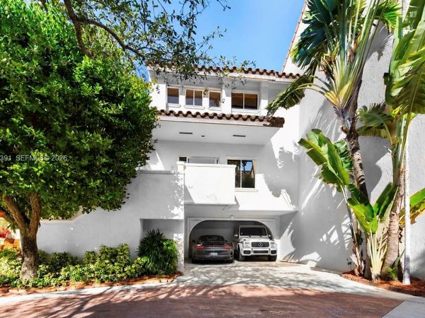 2000 S Bayshore Dr , Unit 58, Miami, FL 33133