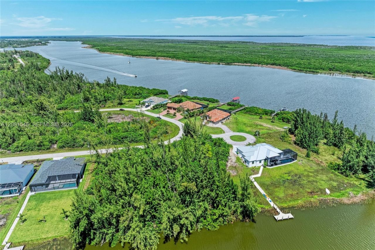 16488 Liggett Circle , Port Charlotte, FL 33981 Photo
