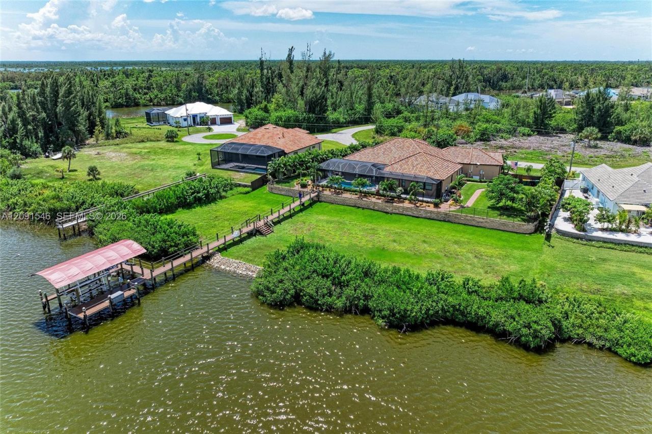 16488 Liggett Circle , Port Charlotte, FL 33981 Photo