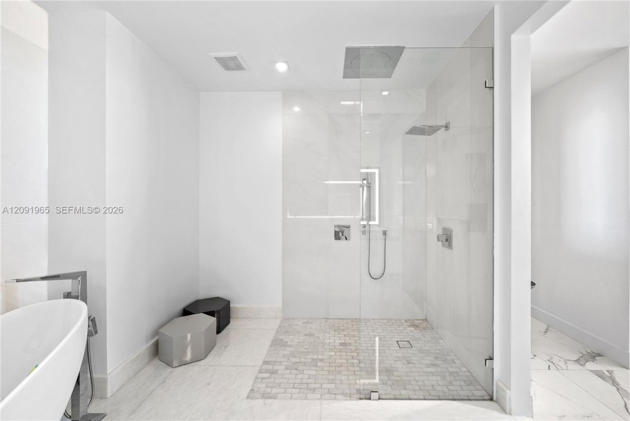300 Sunny Isles Blvd, Unit 4-PH-03, Sunny Isles Beach, FL 33160 Photo
