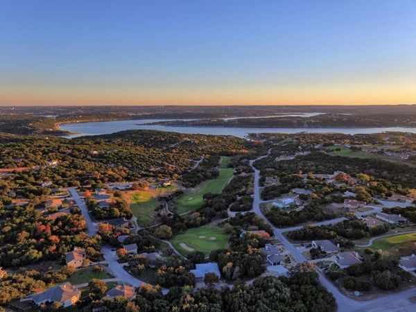 21104 Ringtail CV, Lago Vista, TX 78645