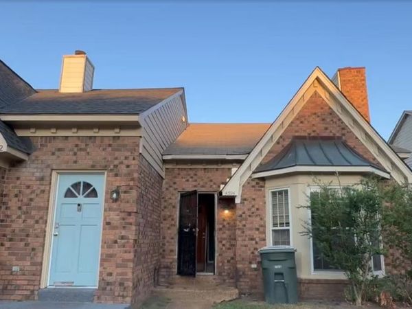 4394 FOREST VALLEY DR, Memphis, TN 38141