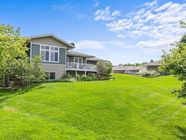 N2067 County Road F, La Crosse, WI 54601