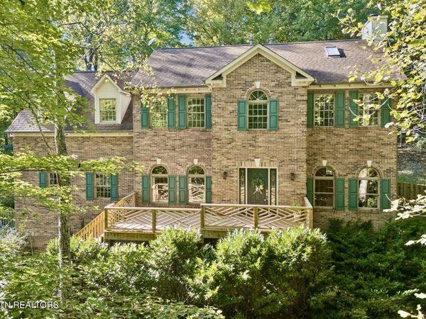 1221 Night Hawk Lane, Knoxville, TN 37923
