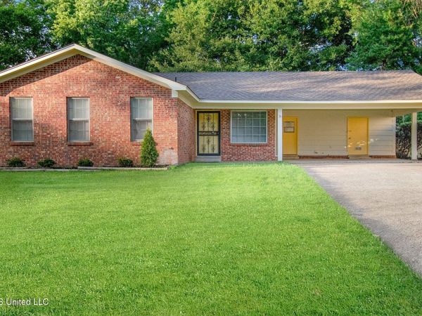 7396 Meadowbrook Drive, Horn Lake, MS 38637