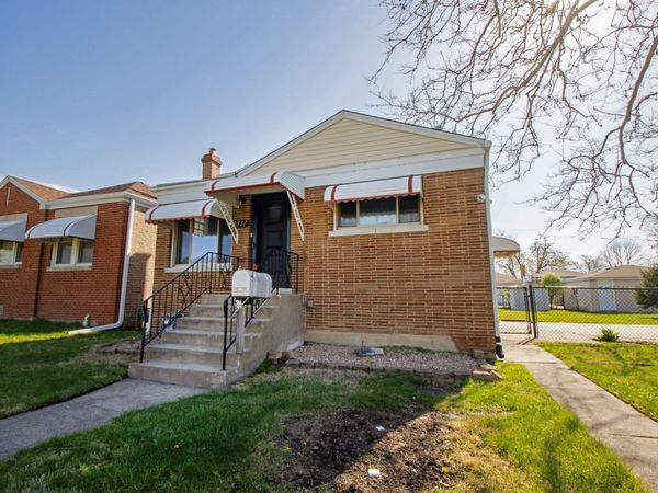 2337 Park Avenue , North Riverside, IL 60546