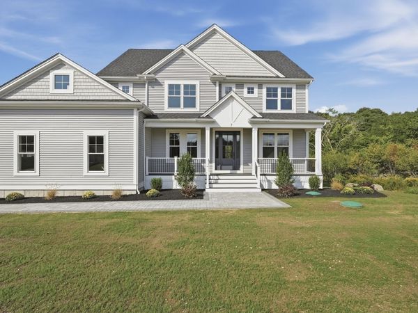 7 Ursula's Way, Seekonk, MA 02771