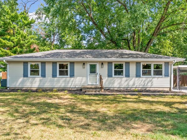 908 Pyle Ln , Hopkinsville, KY 42240