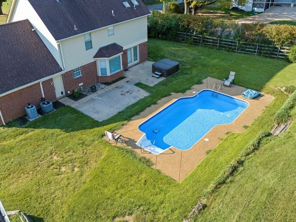6 GLEN ECHO DR, Jackson, TN 38305