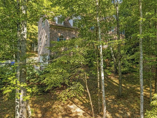 1221 Night Hawk Lane, Knoxville, TN 37923