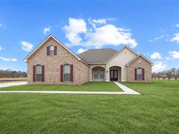 80267 RAILROAD Avenue , Bush, LA 70431