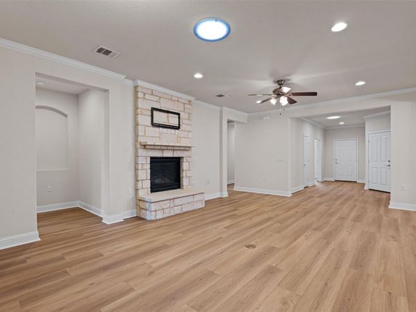 509 Davis Mountain CIR, Georgetown, TX 78633