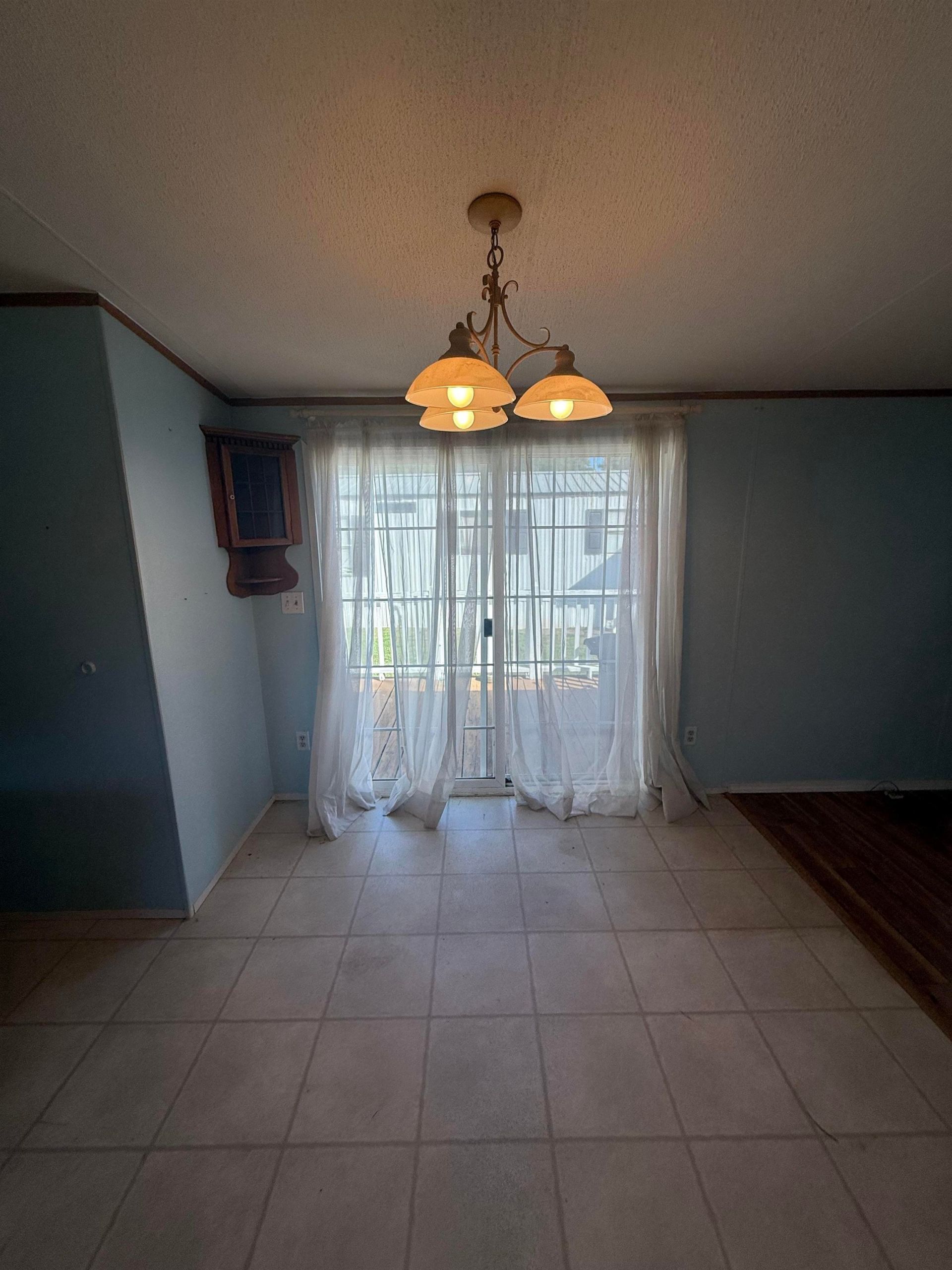 7513 Aubrey Ln.  Photo 4