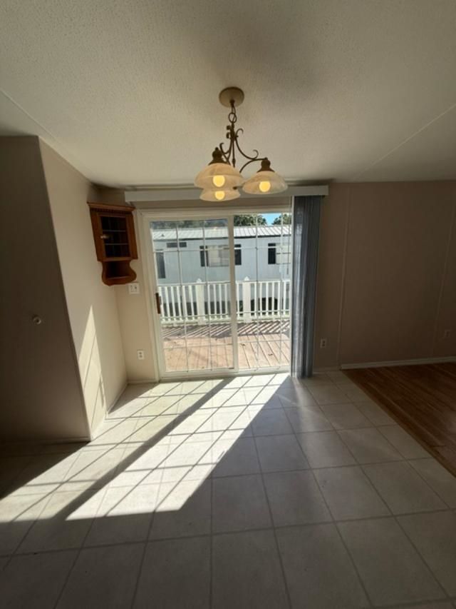 7513 Aubrey Ln. Photo 4