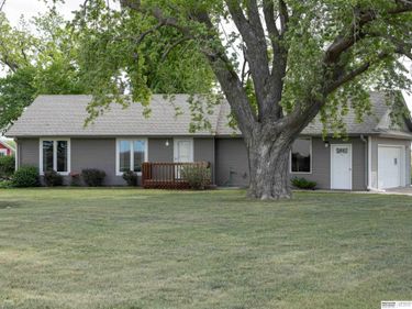 12105 144th Street, Louisville, NE 68037