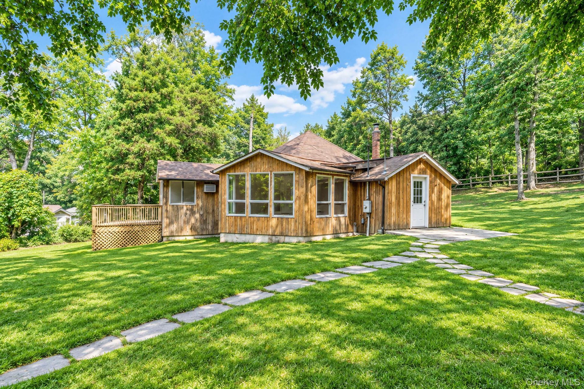 5 Jacobs Lane , Wading River, NY 11792 Main Photo