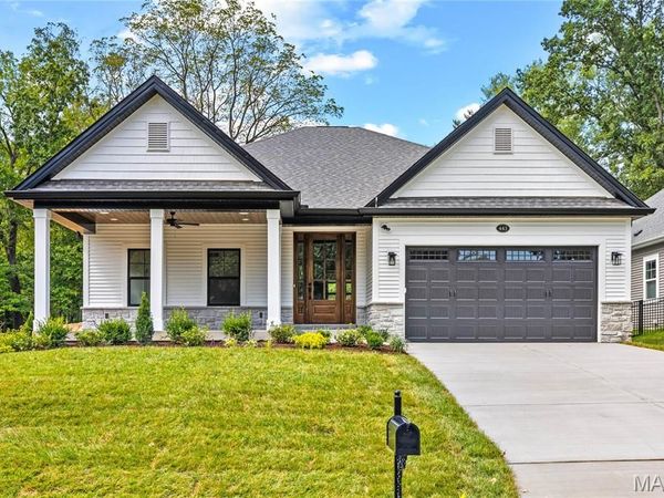 443 Landscape Court , Webster Groves, MO 63119
