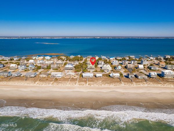 1914 Ocean Drive E, Emerald Isle, NC 28594