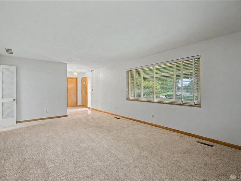 314 Beckenham Road, Englewood, OH 45322 Photo 10
