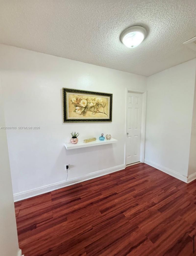 4085 W 8th Ct, Unit 82, Hialeah, FL 33012 Photo