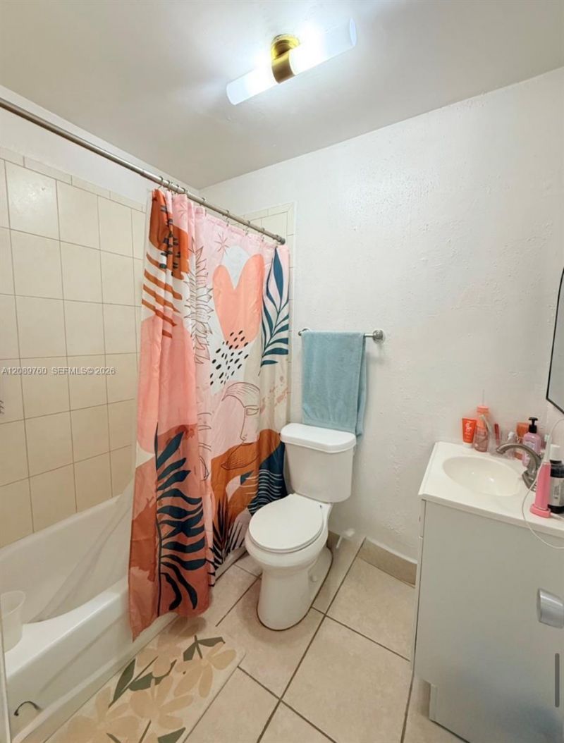 4085 W 8th Ct, Unit 82, Hialeah, FL 33012 Photo