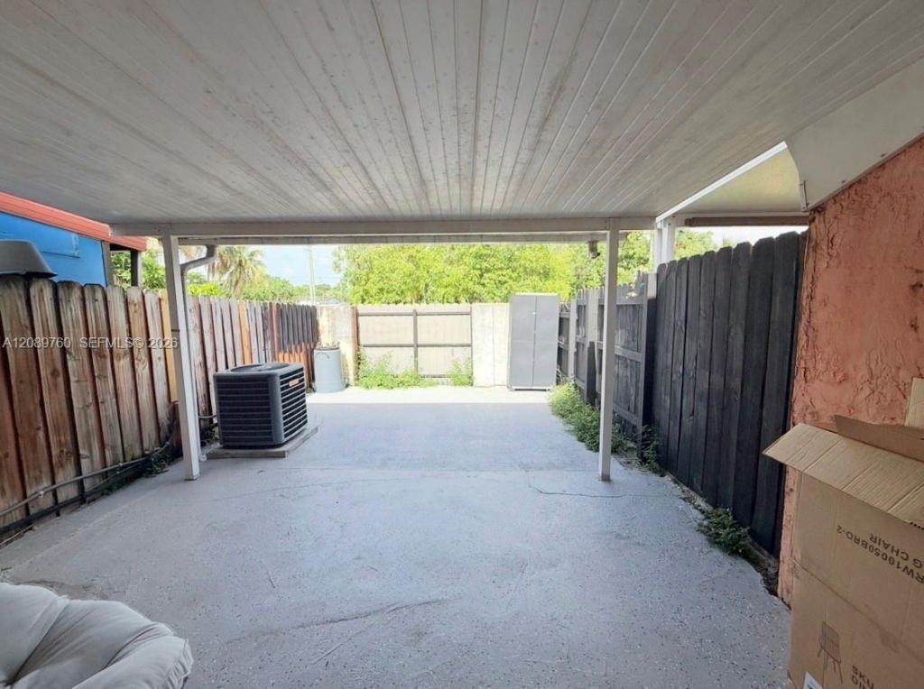 4085 W 8th Ct, Unit 82, Hialeah, FL 33012 Photo