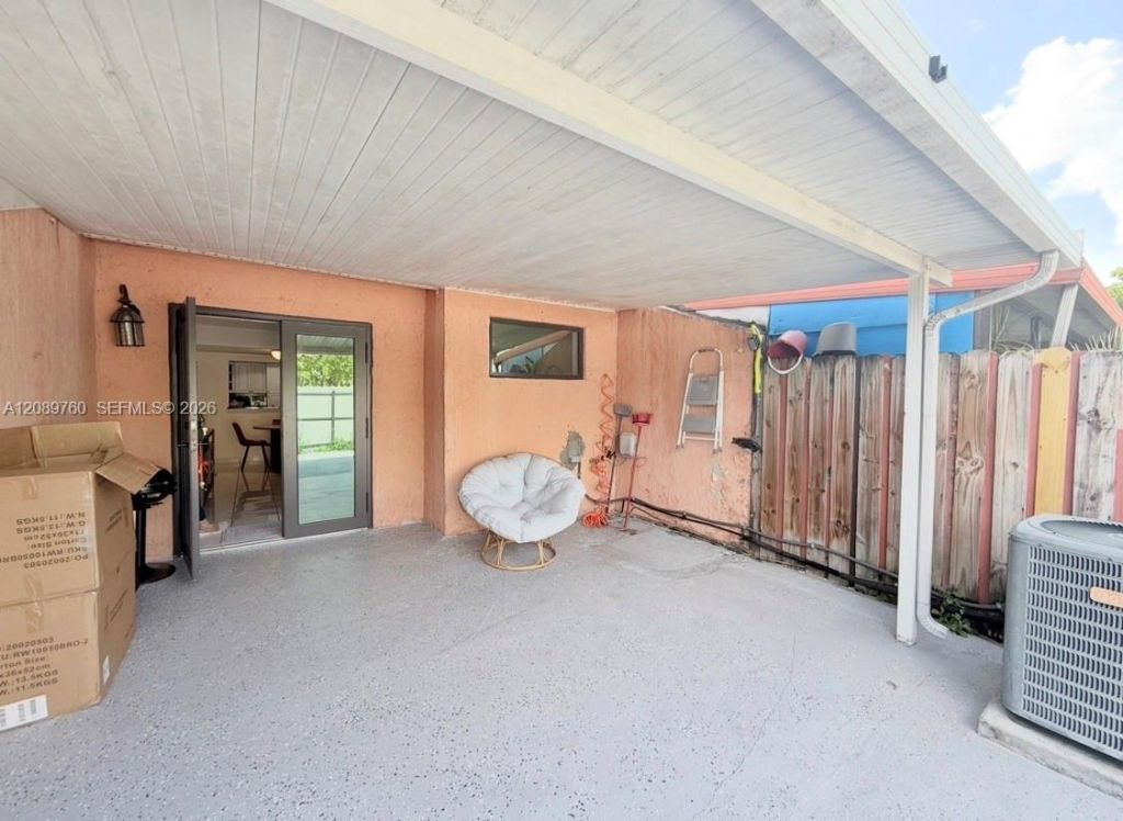 4085 W 8th Ct, Unit 82, Hialeah, FL 33012 Photo
