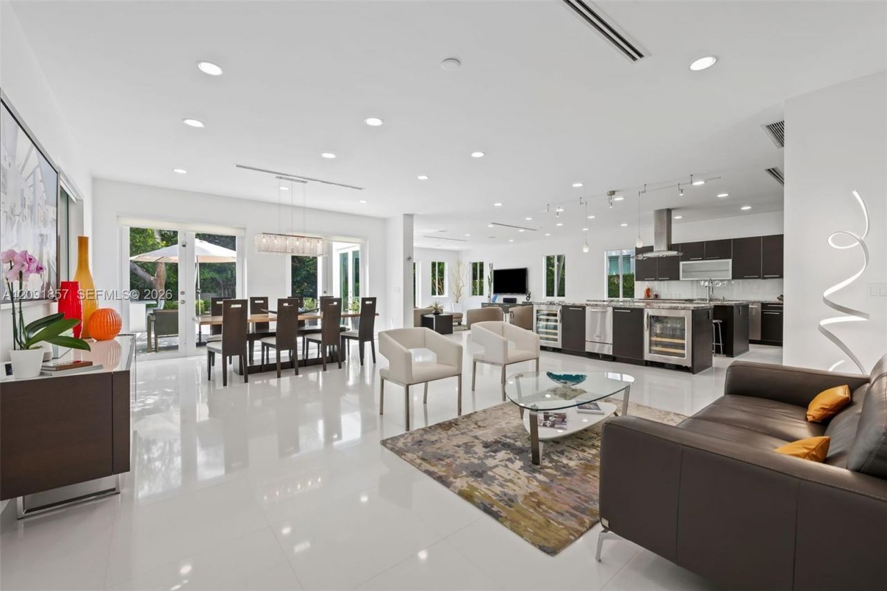 2317 N Atlantic Blvd, Fort Lauderdale, FL 33305 Photo