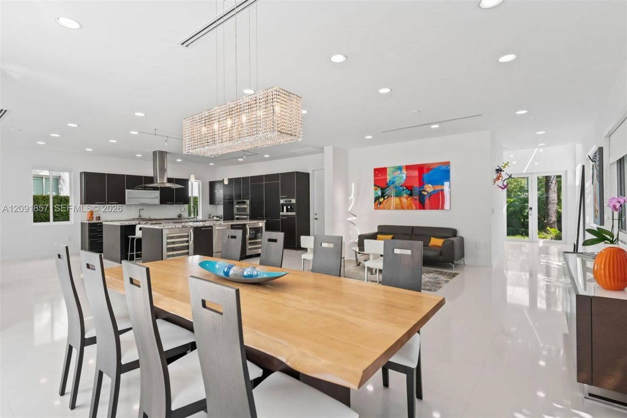2317 N Atlantic Blvd, Fort Lauderdale, FL 33305 Photo