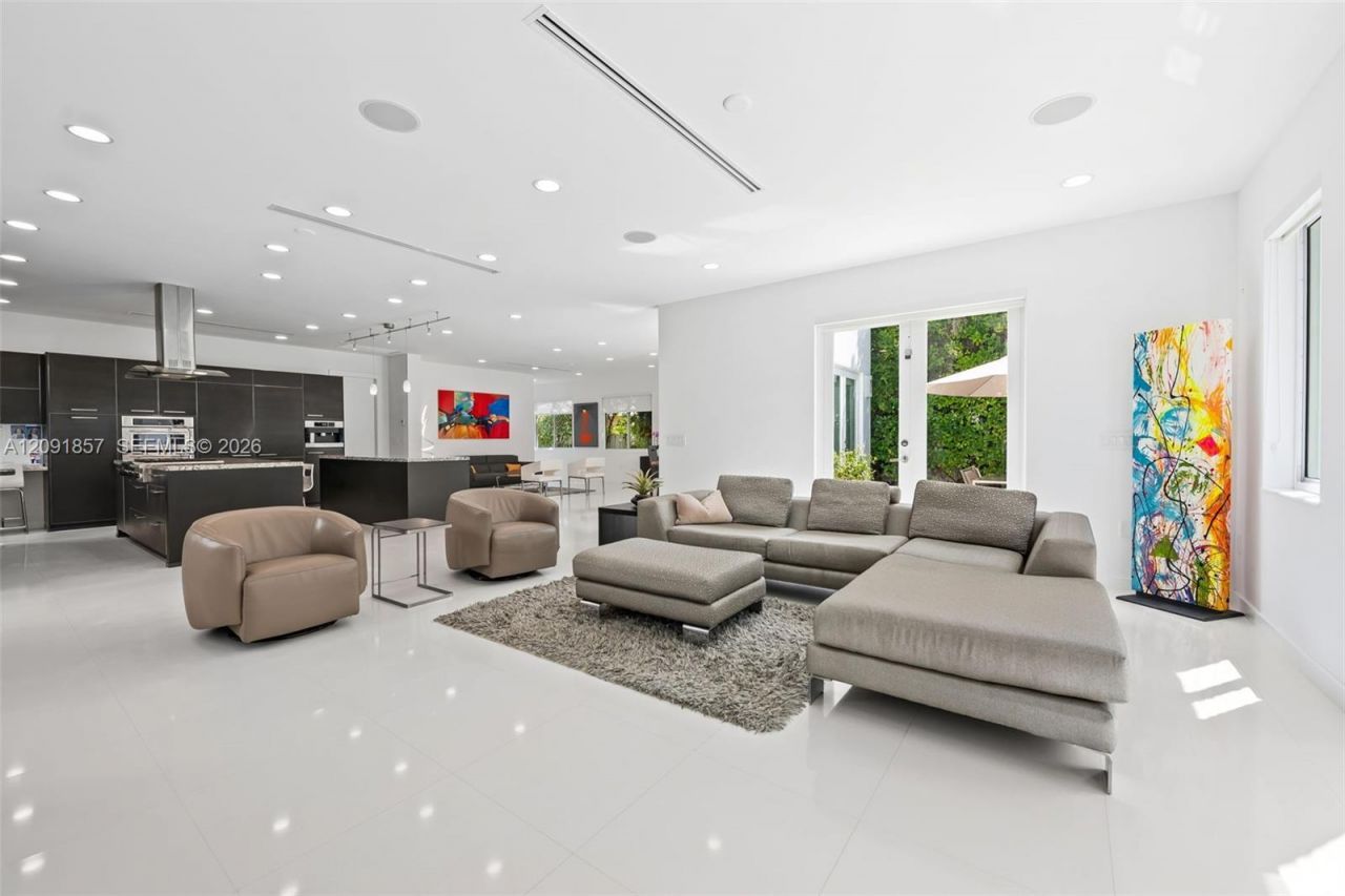 2317 N Atlantic Blvd, Fort Lauderdale, FL 33305 Photo