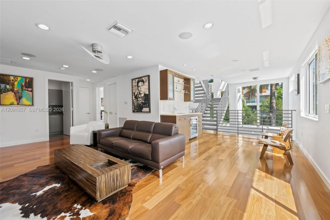2317 N Atlantic Blvd, Fort Lauderdale, FL 33305 Photo