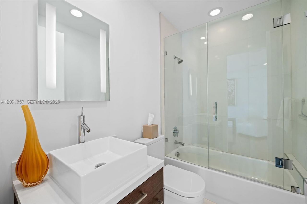 2317 N Atlantic Blvd, Fort Lauderdale, FL 33305 Photo