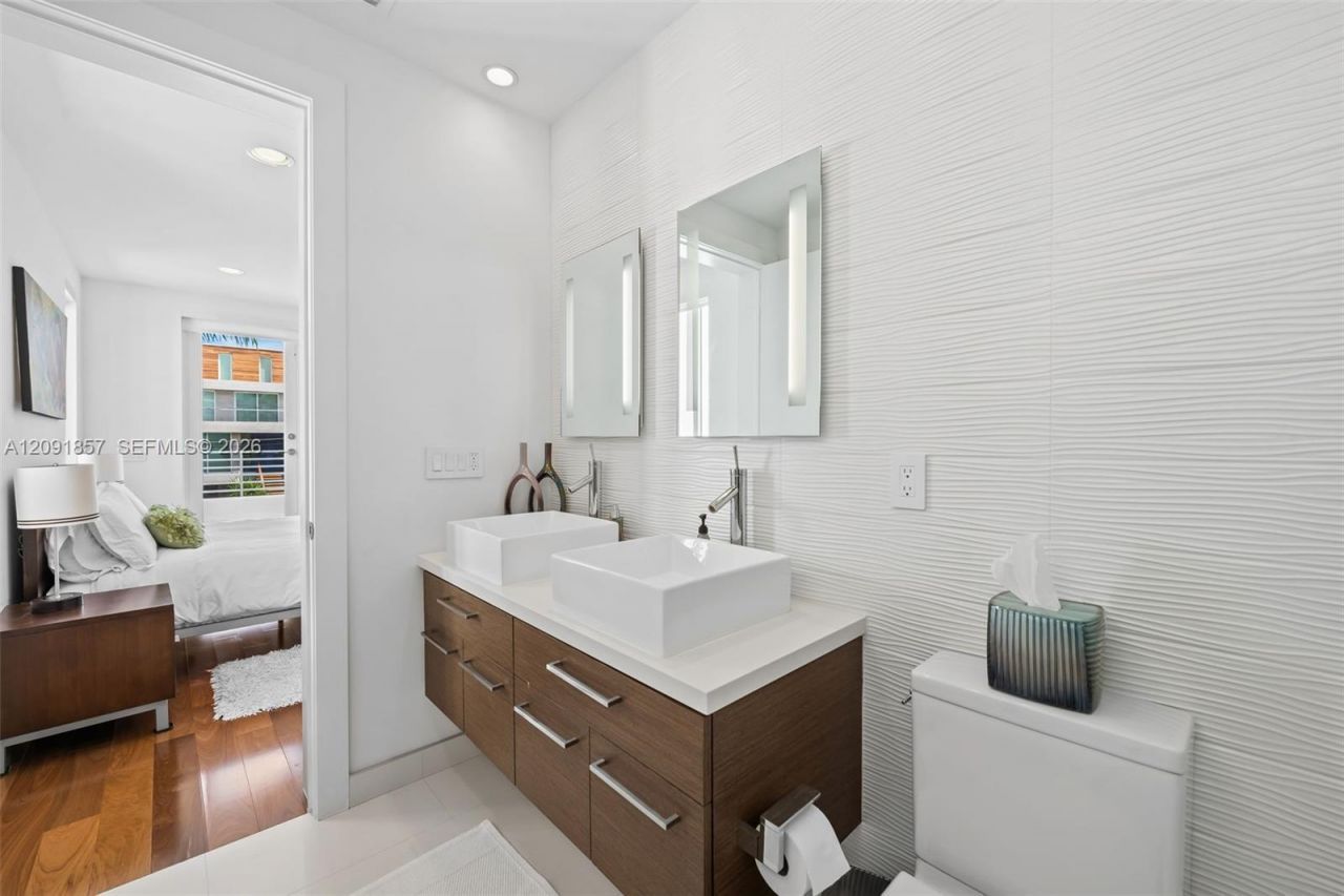 2317 N Atlantic Blvd, Fort Lauderdale, FL 33305 Photo