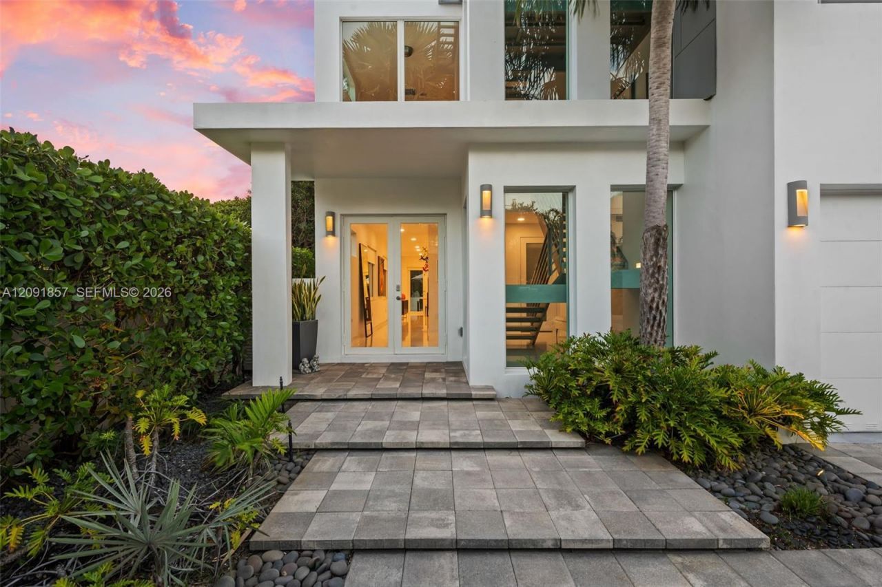 2317 N Atlantic Blvd, Fort Lauderdale, FL 33305 Photo