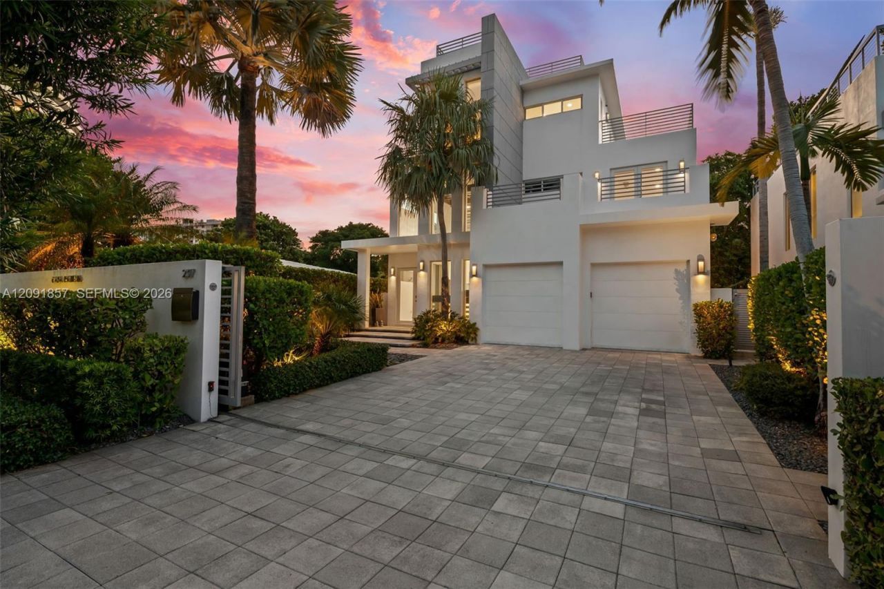 2317 N Atlantic Blvd, Fort Lauderdale, FL 33305 Photo