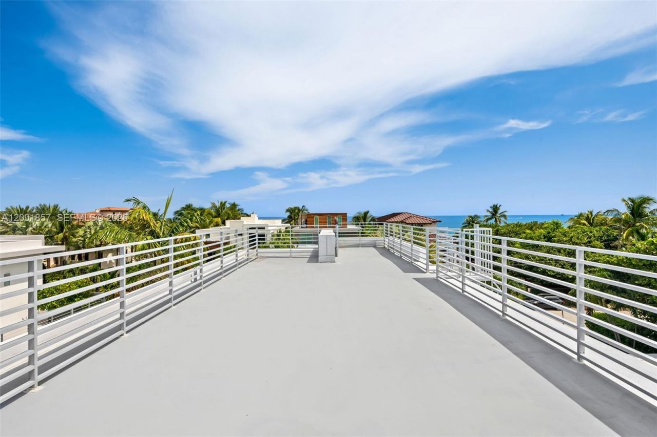 2317 N Atlantic Blvd, Fort Lauderdale, FL 33305 Photo