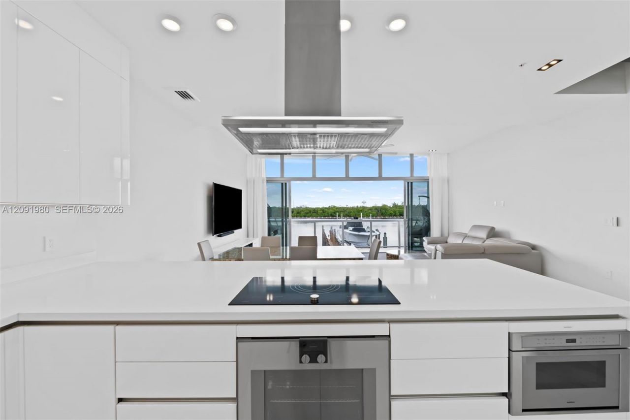 2860 N Ocean Dr, Hollywood, FL 33019 Photo