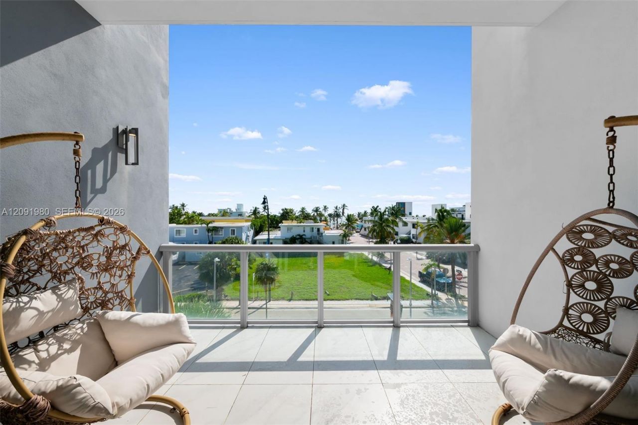 2860 N Ocean Dr, Hollywood, FL 33019 Photo